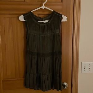 Gray summer flowing tank